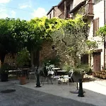 Du Puits Bed & Breakfast