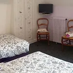 Du Puits Bed & Breakfast Souillac